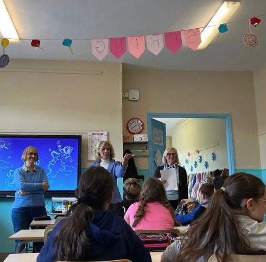 Un incontro della Comunità con i bambini del doposcuola Don Milani
